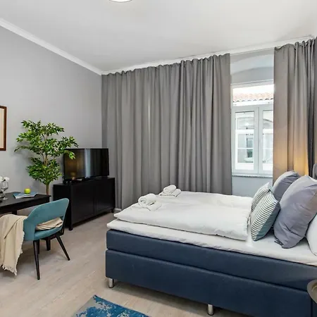 Carpathia Apartment